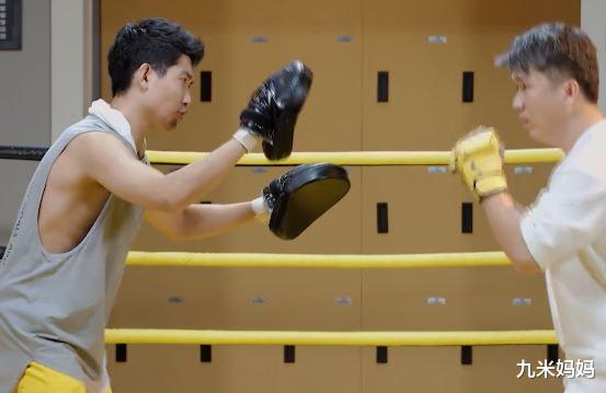 脱口秀大会第四季|又一档新综开播，成功接档《脱口秀大会4》，第一期就笑到不行！