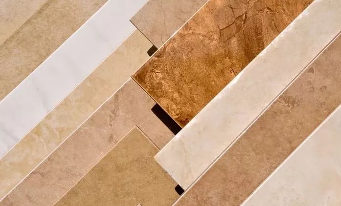 入住不到1个月瓷砖就脱落、开裂?原因竟是这2点!