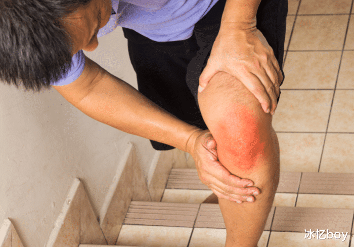 癌细胞|痛风的“对手”找到,融合这几种植物,每天饭后吃一点,降尿酸它最在行