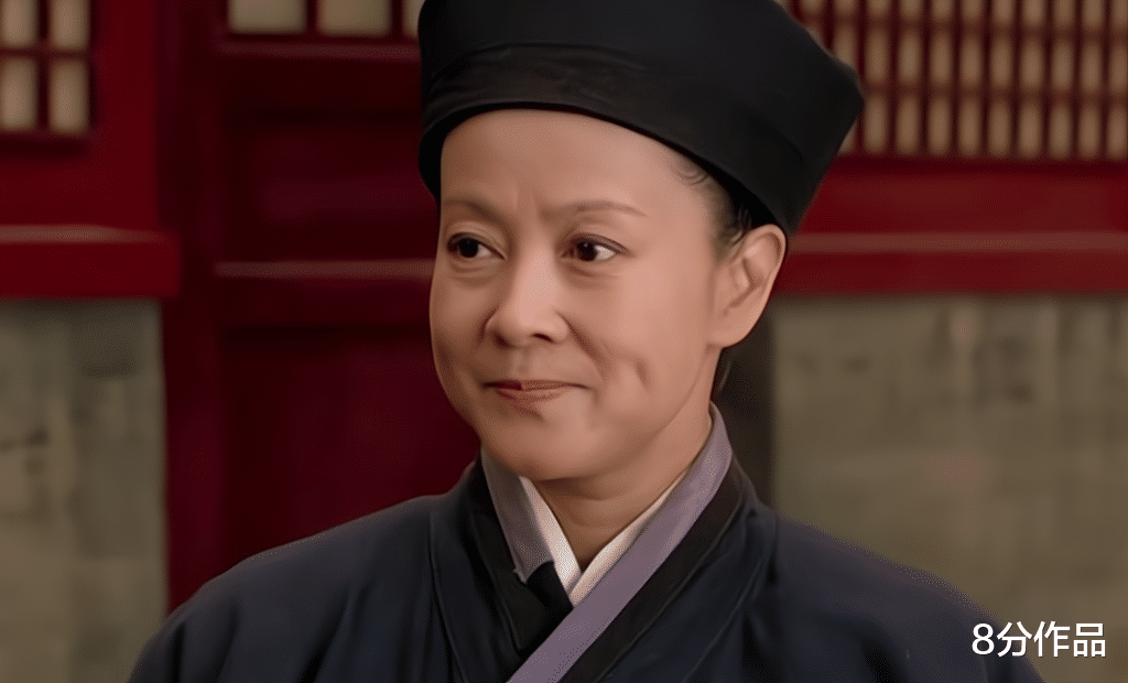 甄嬛传|《甄嬛传》：果郡王的母亲不简单，甄嬛回宫，她给了很多有用建议