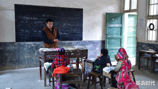 教师|为什么基层学校缺教师，而大量师范院校学生无学可教四处求职？