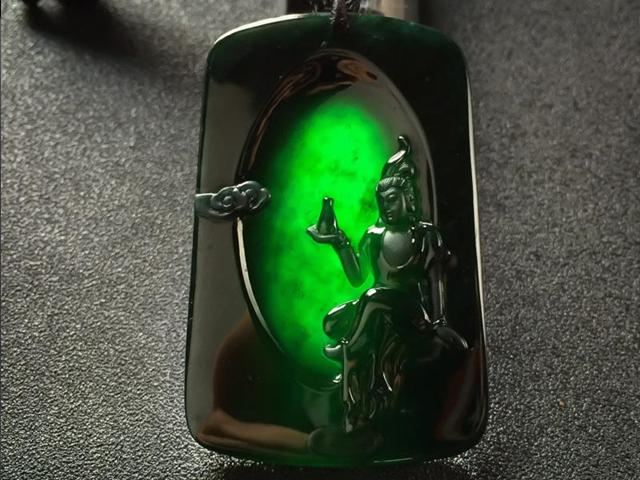 翡翠|快看，不然会吃亏！购买墨翠需要抓住的9个要点