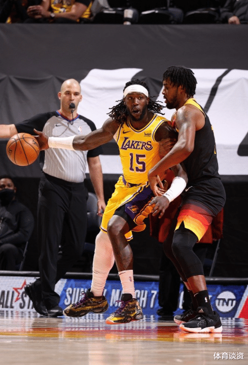 湖人队|22记三分!联盟第一又投疯,25分大胜湖人+6人上双,这才是篮网劲敌