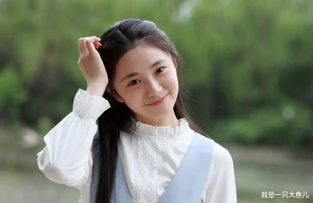 杨超越|部分女星代言费用曝光，杨超越价格最高，最低仅需500万