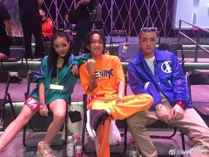 vava|TizzyT 、VAVA、大傻、王以太、GAI五位选手晋升说唱导师！