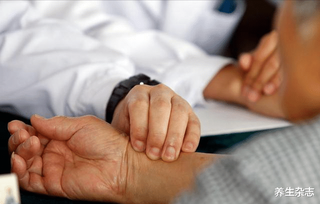 脾胃|脾胃不好的人，可以吃一个食疗方，材料都在厨房里，在家就能做