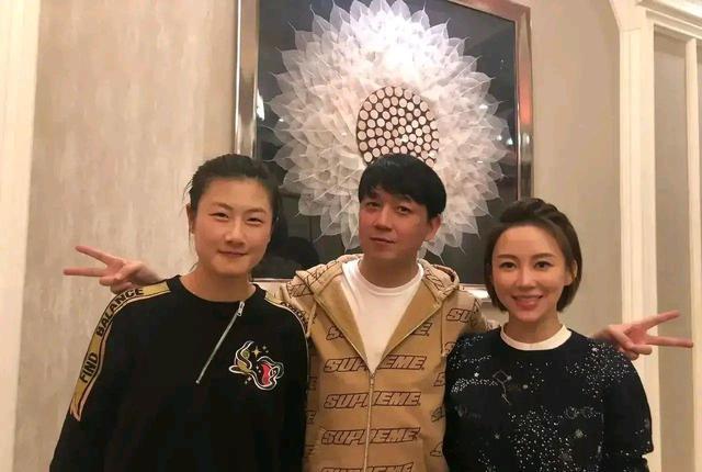 丁宁|丁宁男友是潘粤明？身家难比郭斌，父母炫耀丁宁身份或选错人
