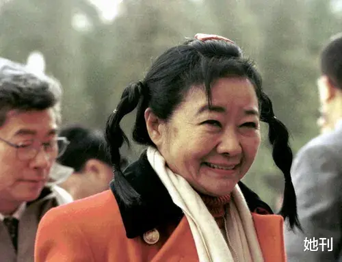 情侣 为骗子豪掷32亿的亚洲第一女首富，她的爱情看哭全网