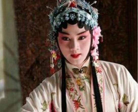 梅兰芳|梅兰芳原配:因无法生育同意丈夫另娶,事后她的下场让其二妻落泪