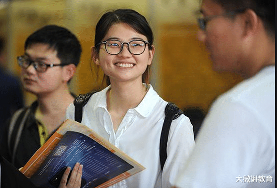 宋佳|校园招聘VS社会招聘，两者差距很大，谁更受国企偏爱