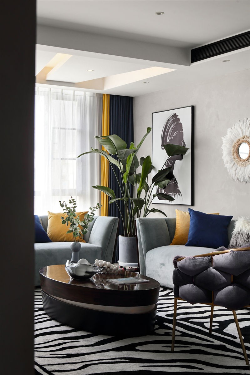 家居超人|全面拆除吊顶，彻底更换家装风格，这才是对二手房的彻底翻新