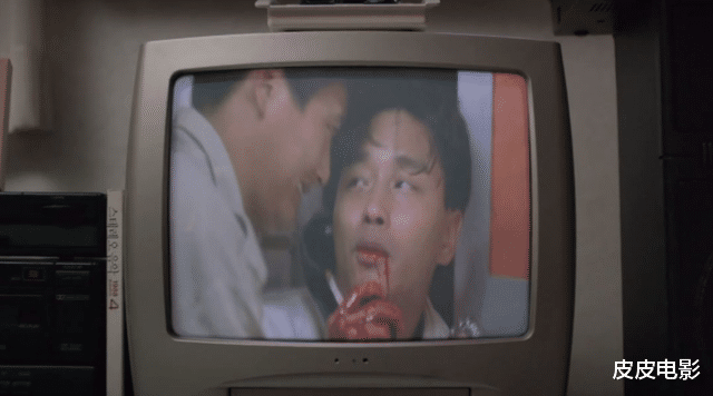 善宇|连一颗棋子的位置都还原得一模一样，这部剧的细节严苛到“变态”