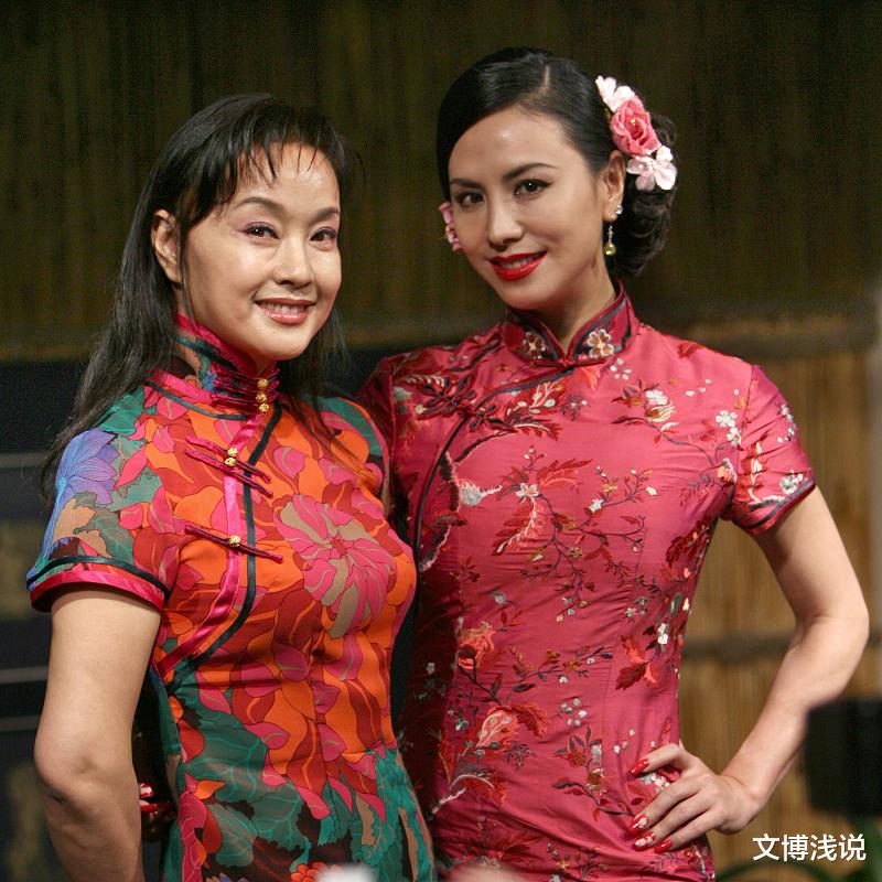 文博浅说|梦见跟情人“发生关系”,35岁的女人说:感觉幸福又回来了!