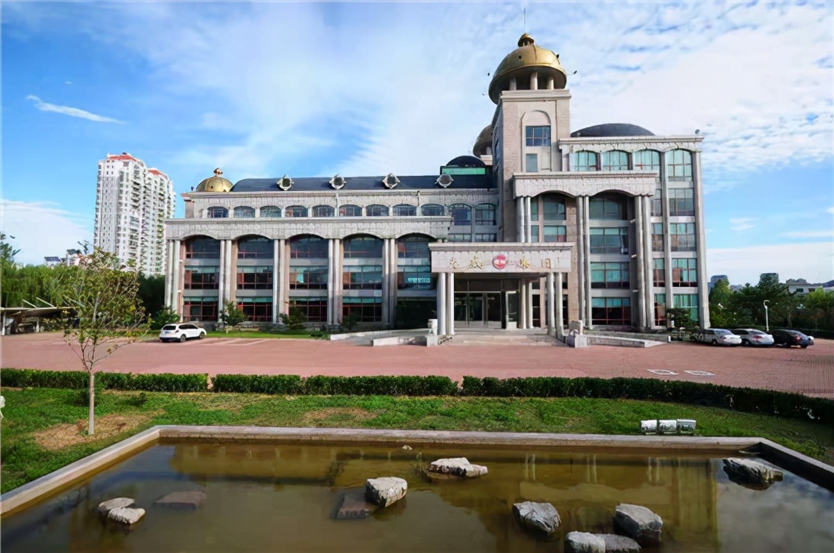 中国第一纺织网|多元化布局驱动更强劲业绩，碳纤维之王光威复材上半年净赚4.34亿