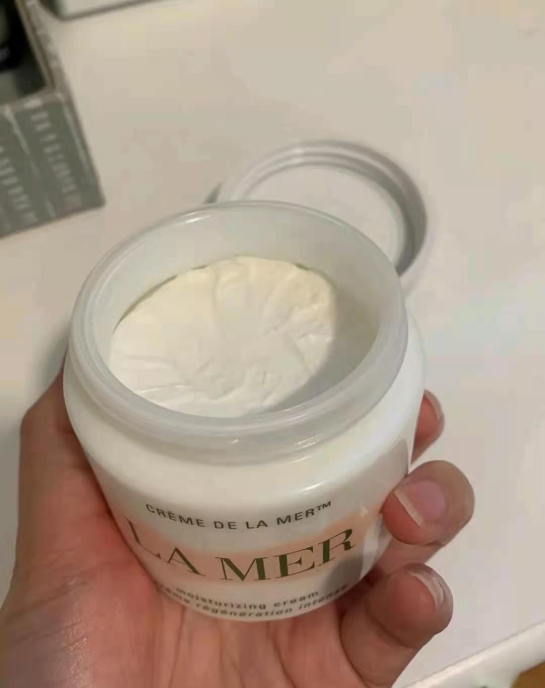 连衣裙 为什么海蓝之谜、赫莲娜这么贵，销量还这么好？主要因为以下几点