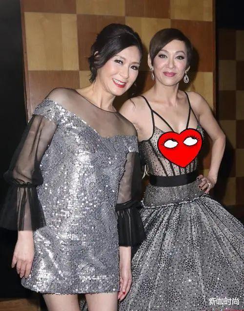 短发|61岁余安安状态满分，时髦小红裙搭干练短发，神采奕奕潮味十足