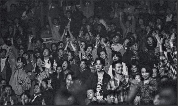 黄磊|四大天王和王菲是观众，主唱红磡开演唱会之前却先立遗嘱！