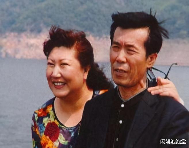 高秀敏|高秀敏去世已经16年，女儿被传败光7套房产，如今过得怎么样？