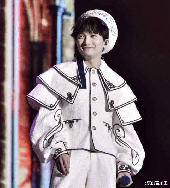 杨紫|浅谈偶像周深，出道7年，你喜欢的爱豆特质，在他身上应有尽有！