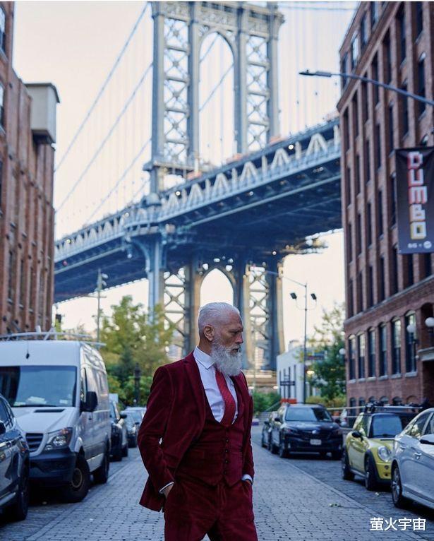 圣诞节|“世界上最时尚的圣诞老人”走红北美,连贾斯汀·比伯都求合影