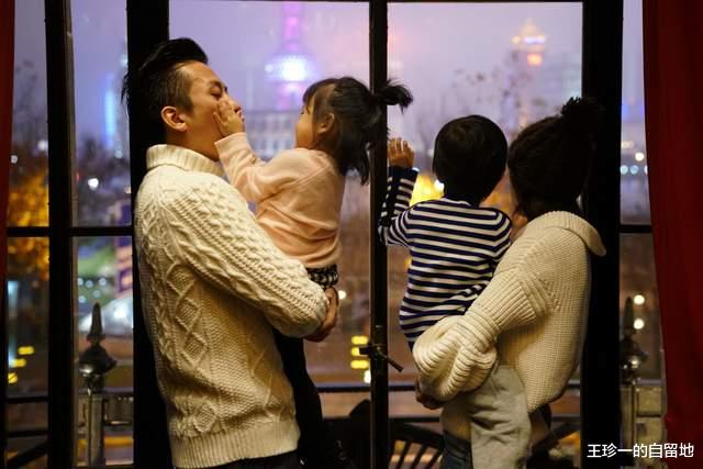 蔡少芬|至今恩爱如初的10对明星夫妻，各有各的幸福，最长结婚30年，最短1年