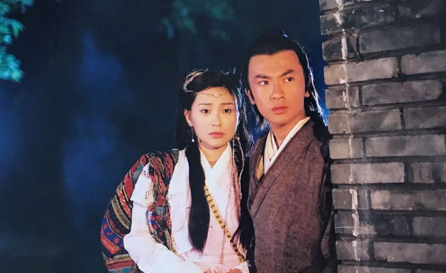 吴启华|同是《倚天屠龙记》，把苏有朋和吴启华版放在一起，差距就出来了