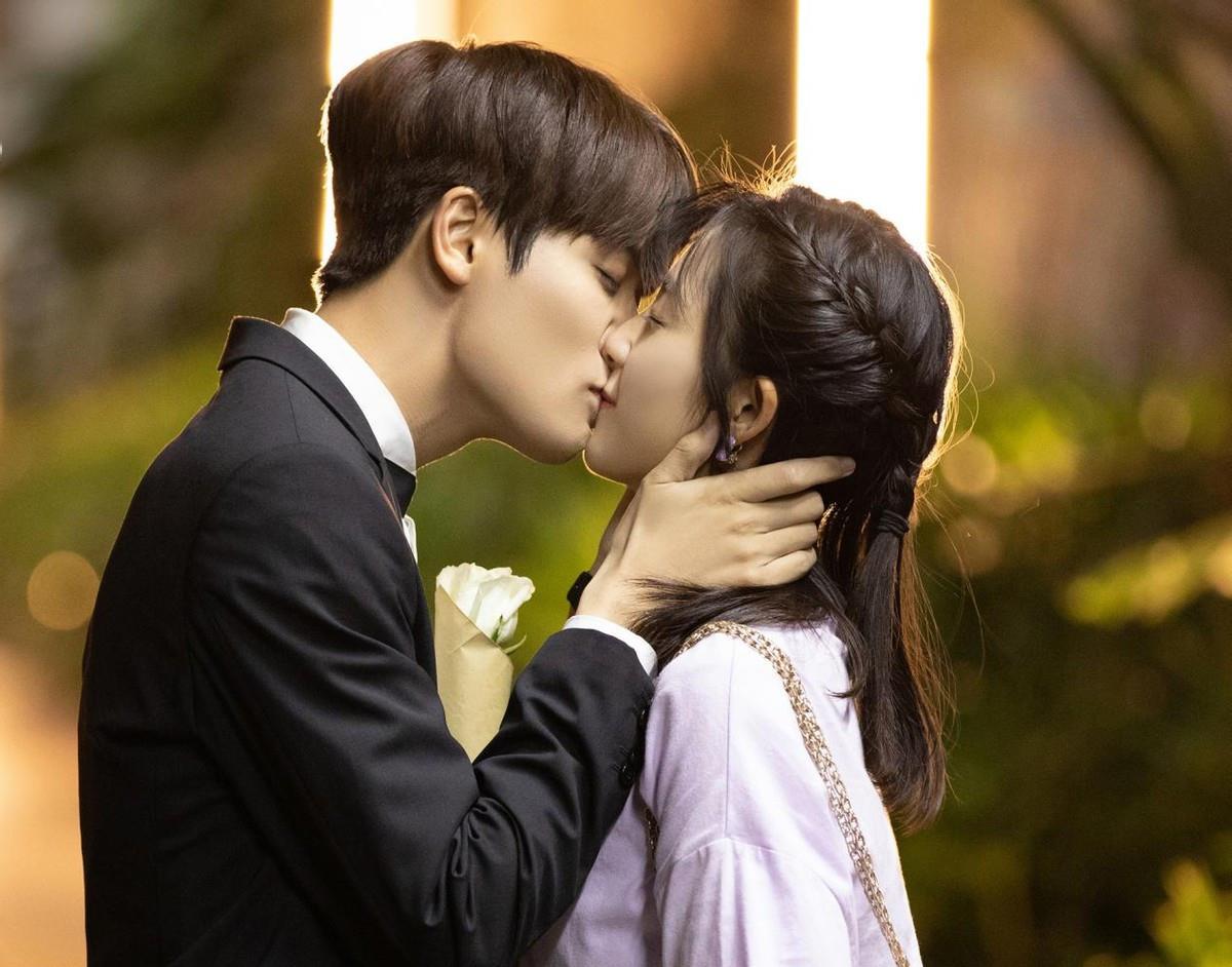 情感剧|2021年高评分的12部甜宠剧，部部甜到心坎里，有你喜欢的吗