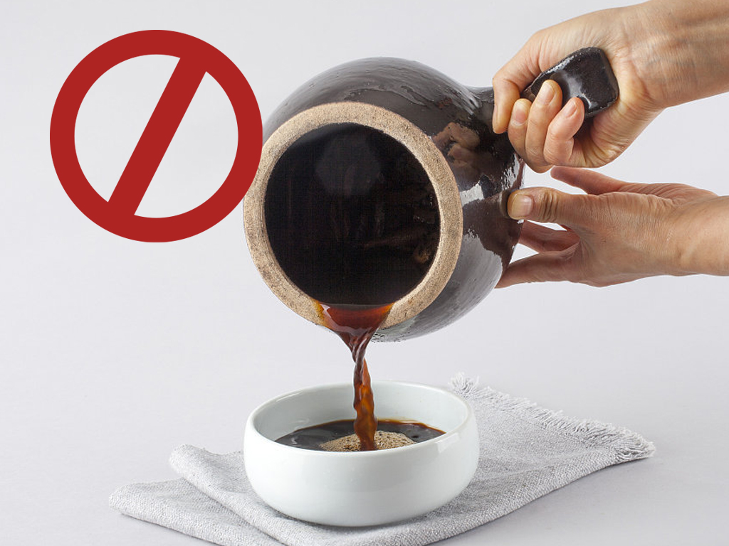 保温杯这么来用，小心变成“养菌杯”！