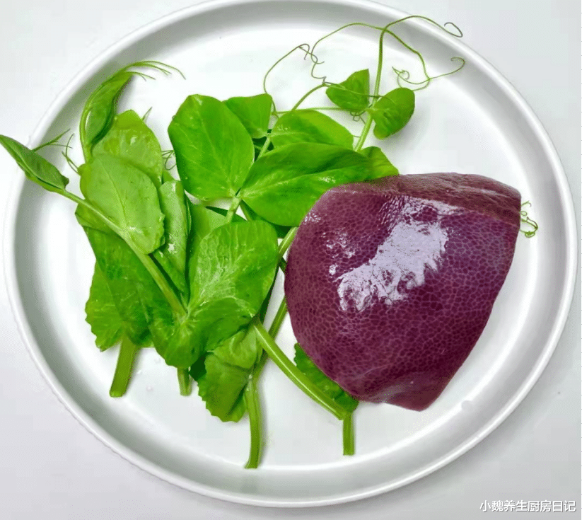 萝卜|它是天然的“护肝汤”,我家经常喝,养肝明目,肝脏越来越健康