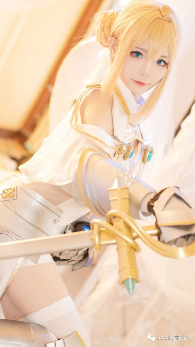 龙珠|cos：碧蓝航线贞德cos正片@凌乱