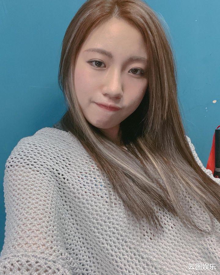 江华|江华26岁女儿想当艺人，等待7年仍无人问津，换新造型颜值提升