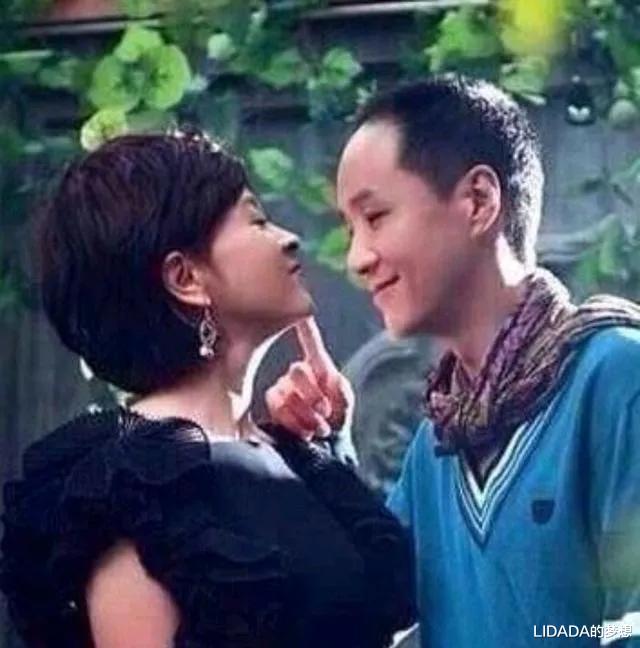 LIDADA的梦想 梁丹妮：24岁走红，二婚被冯远征当成宝独宠三十年，许下今生来世