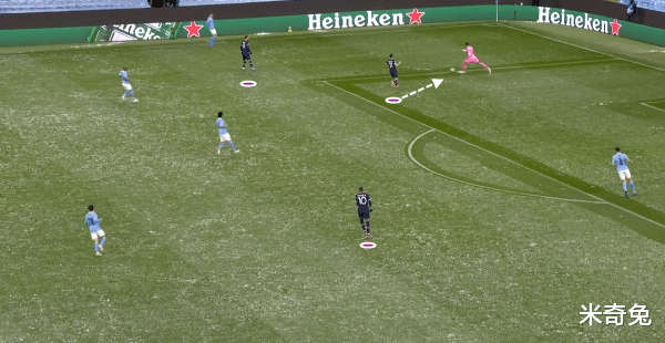 斯蒂芬·庫里|復盤曼城2-0巴黎：瓜帥無鋒陣人人皆中場，鐵衛零封內馬爾