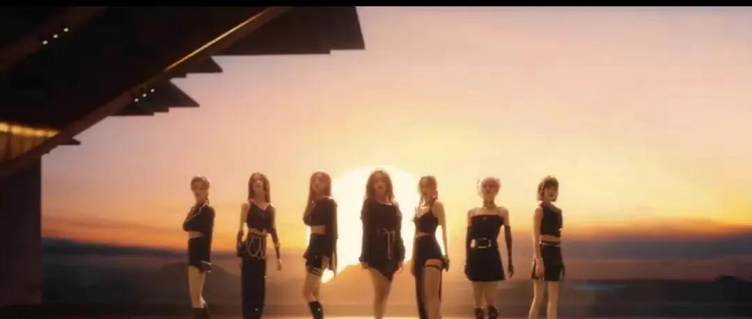 练习生|乐华新女团抄袭惹争议：爱豆的终点成演员，留给乐华的时间不多了