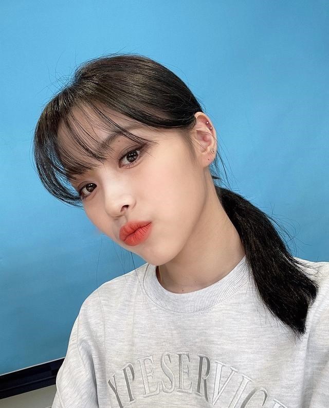 任嘉伦|ITZY走了Gfriend的老路，转型不彻底回头炒冷饭，不能没有新鲜感