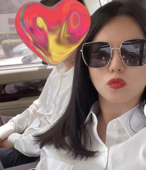 王岳伦|王岳伦李湘婚内双双出轨？谁也没闲着？不是一家人不进一家门