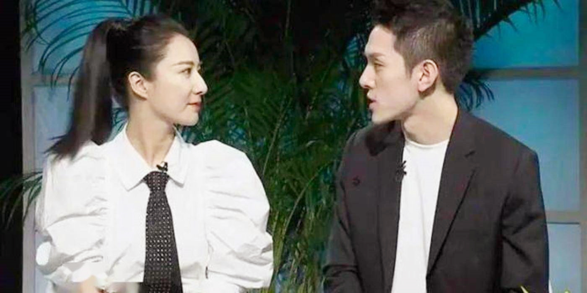 带货|辛巴单膝下跪高调复出！又翻车了？两大官方齐发声：希望永久封停