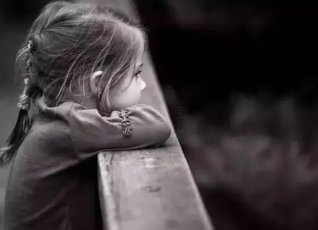 西红柿妈咪|什么样的家庭环境下养育出来的孩子最缺爱呢?