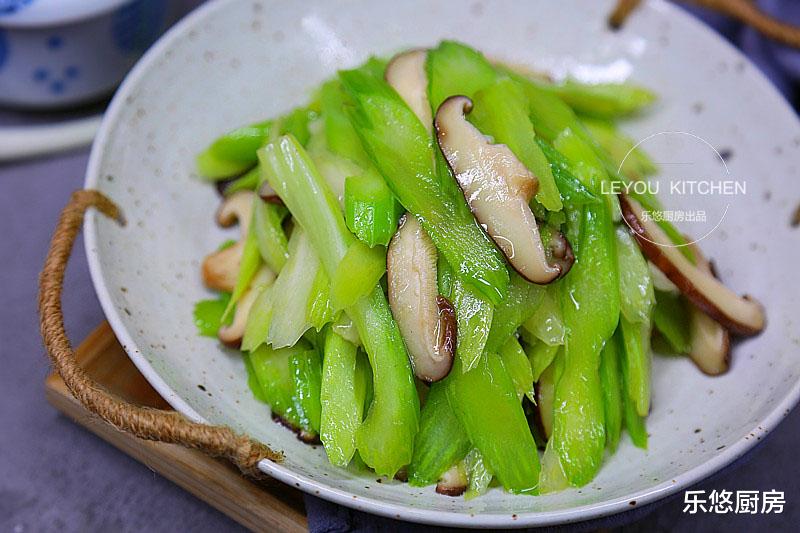 西兰花|3月减肥，可以常吃的8道菜，热量不高，比水煮青菜好吃太多