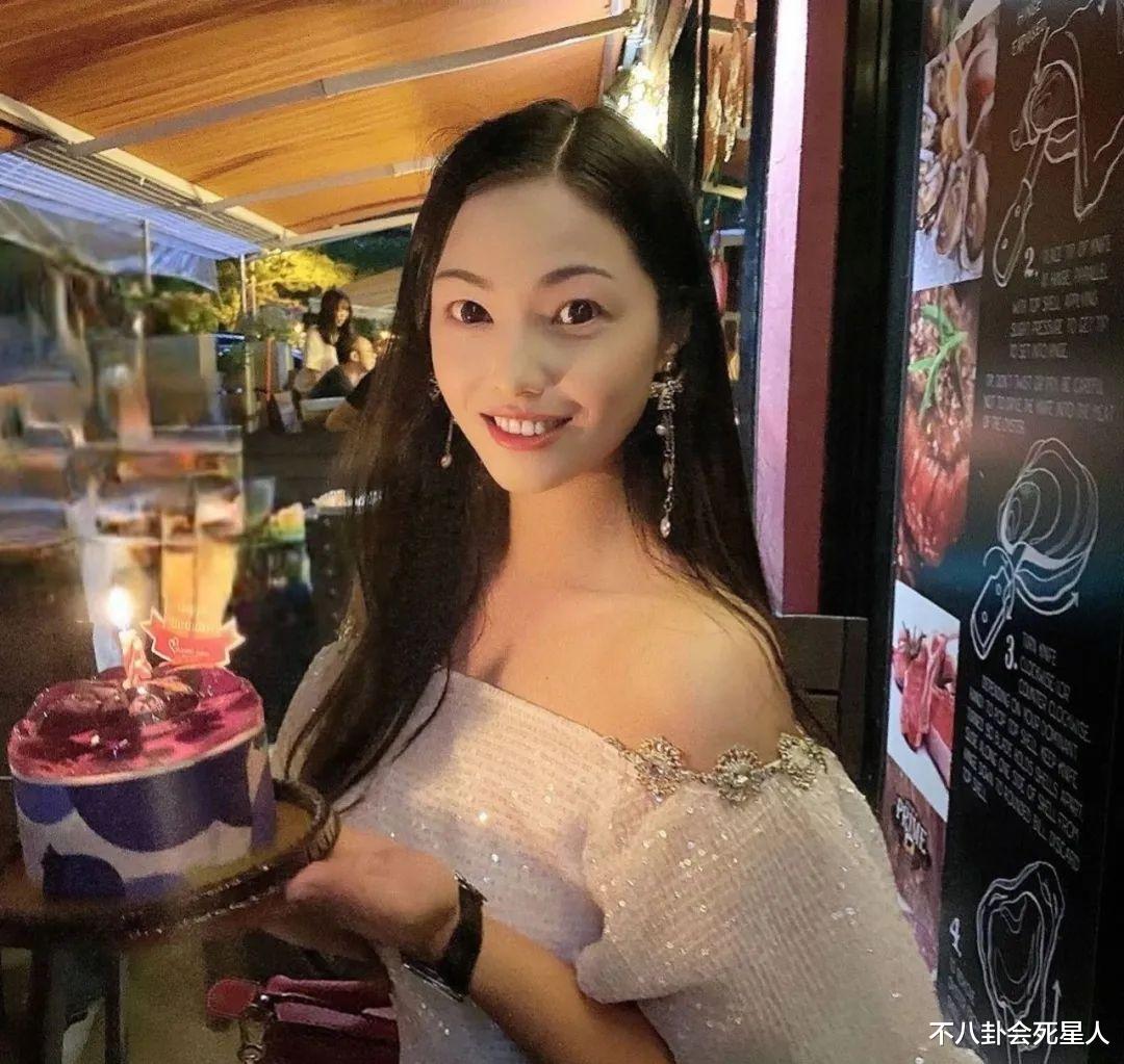 李龙基|69岁TVB戏骨娶30岁娇妻，头花白像父女，6套房转妻子名下