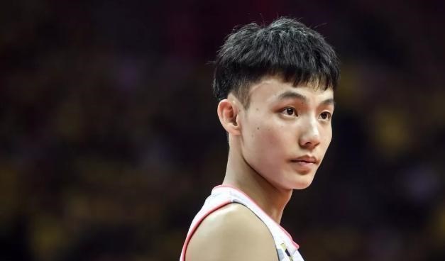 广东男篮|四人+钱成交易筹码？曝广东队引援锁定男篮内线，朱芳雨已经出手