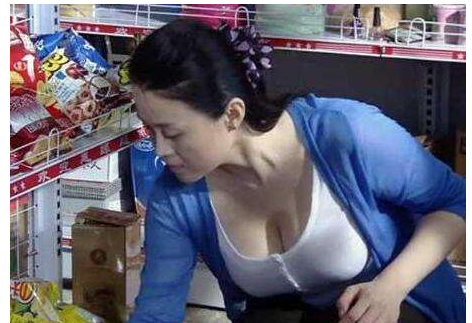 关婷娜|关婷娜明明很胖,为什么还有人说她美,看了她穿衬衫的样子就明白了