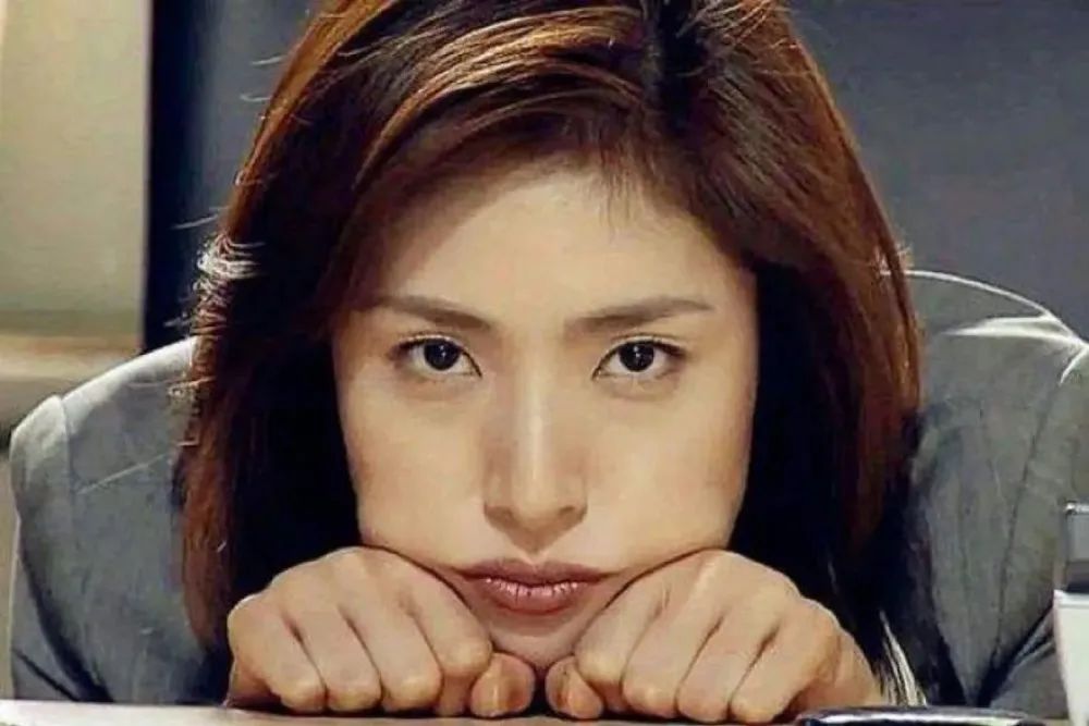 朱曼娘|第一女星宣布终生「不婚不育」后，所有男人都松了口气