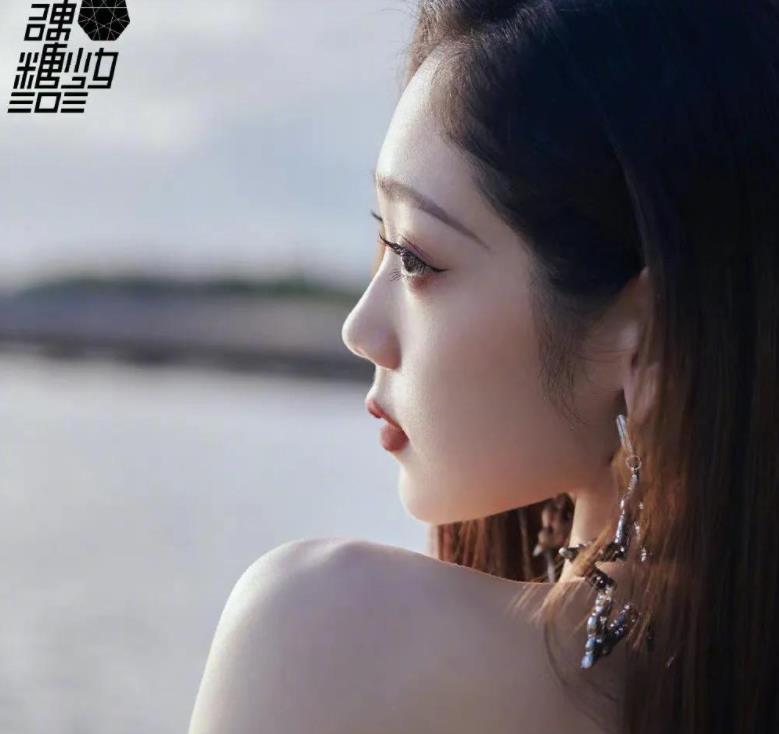 修图|哇唧唧哇这是找了哪家的修图师?修出来的正片是认真的么?