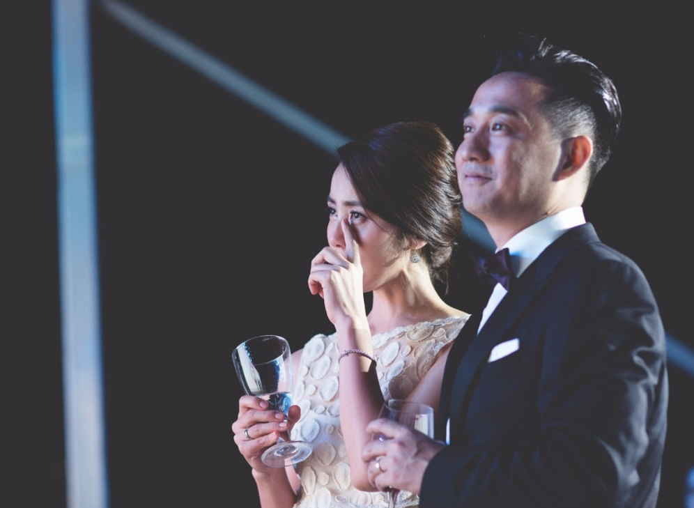 黄磊|黄磊生三胎，被降职罚款上千万，依然不能平息众怒？