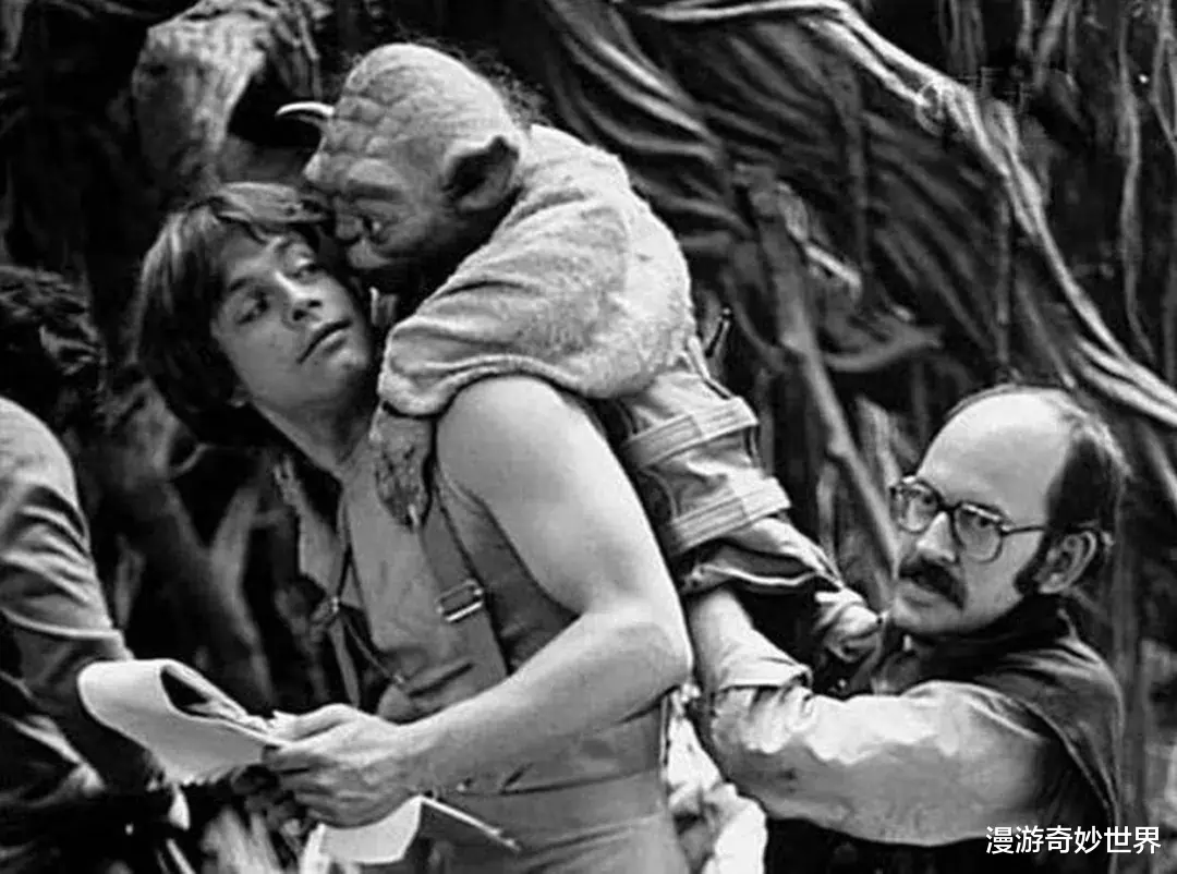 漫游奇妙世界|毁三观！30张好莱坞大片幕后照，估计你没见过