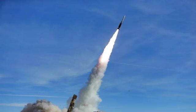 小喵姐|战争10周内爆发！以色列发出最后通牒，伊朗军队全面备战