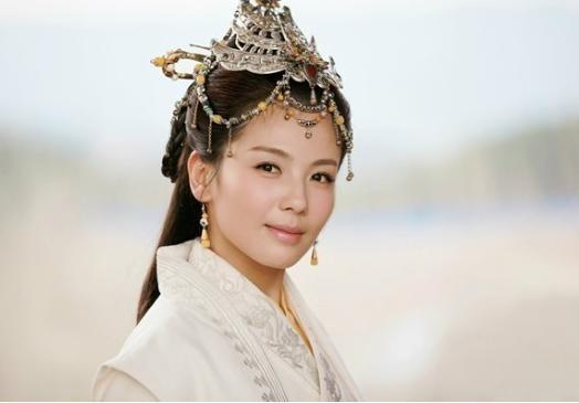 克劳斯·利特曼|王珂不再隐瞒，自曝与刘涛的真实关系，扯下豪门婚姻的“遮羞布”