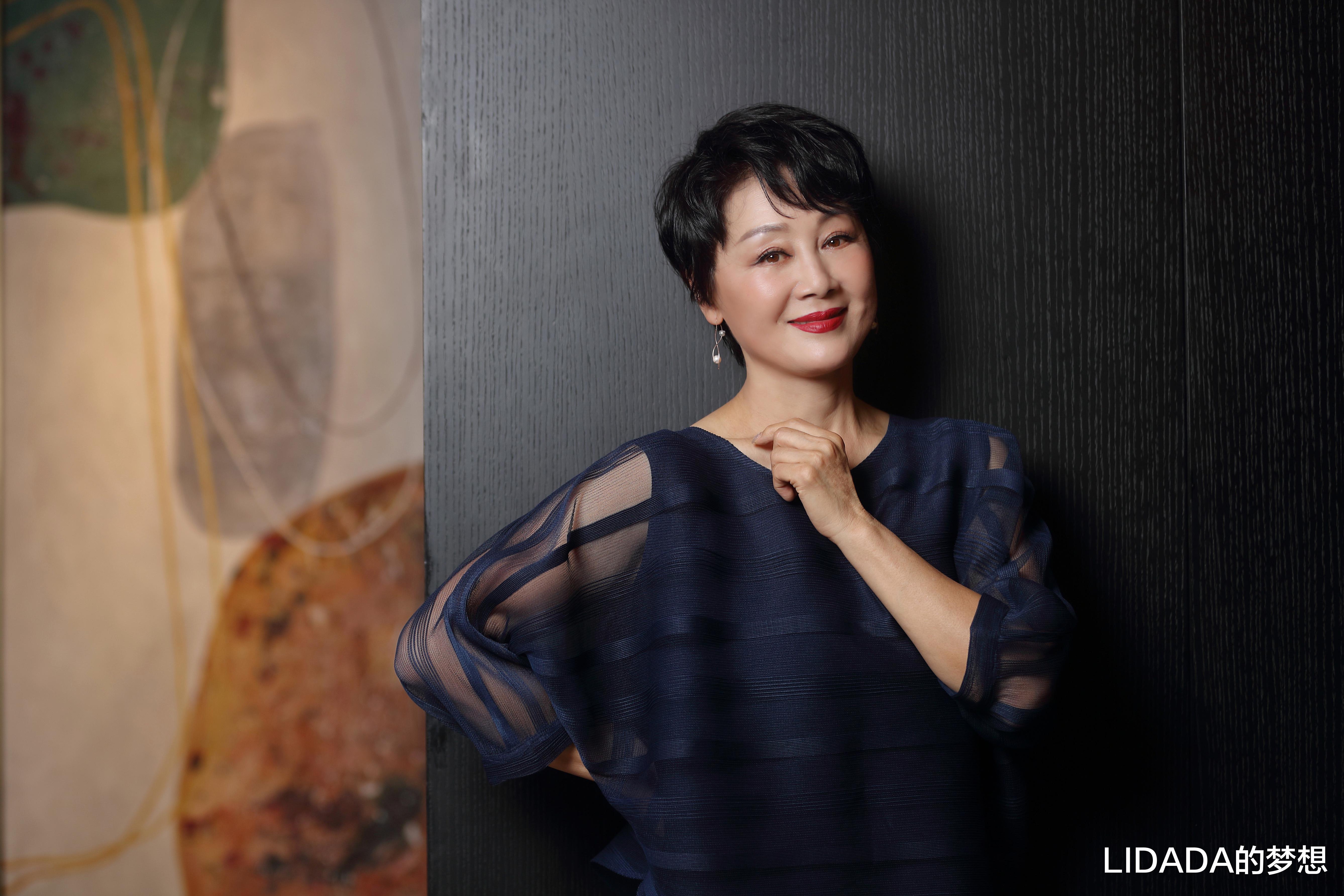 LIDADA的梦想 著名演员王姬：29岁嫁初恋，恩爱三十年生两子，幸福背后有心酸和悔恨