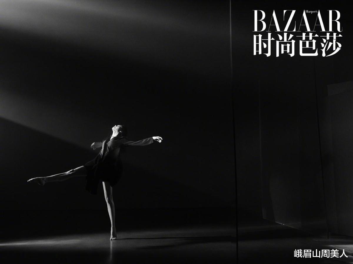 峨眉山周美人|姚晨留空气刘海好嫩!穿膝上花裙秀美腿,看着一点不像42岁阿姨